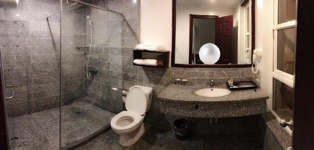 L Hotel Hanoi Esterno foto